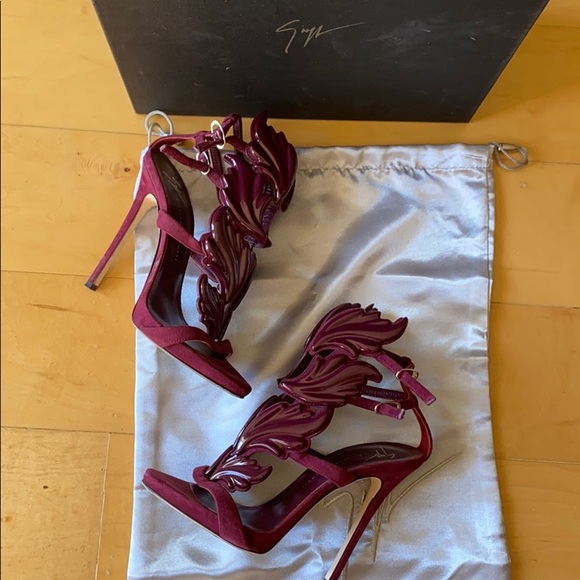 Giuseppe Zanotti “cruel summer” metal wings. - Picture 6 of 8